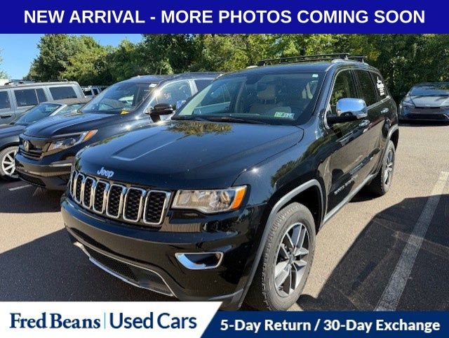 2017 Jeep Grand Cherokee Limited photo 2
