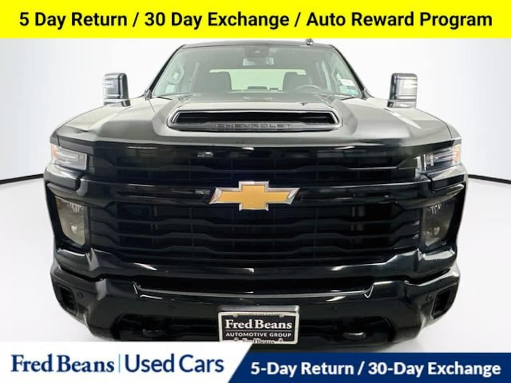 Used 2025 Chevrolet Silverado 2500 HD Custom Truck