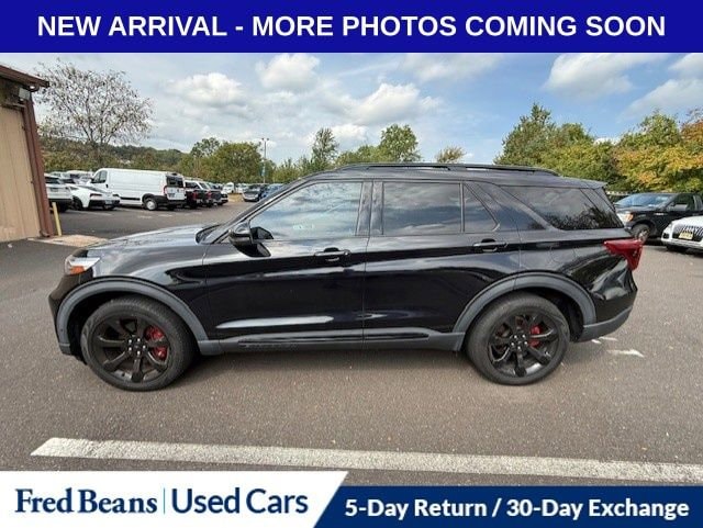 2020 Ford Explorer ST photo 2