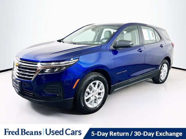 2023 Chevrolet Equinox LS photo 2