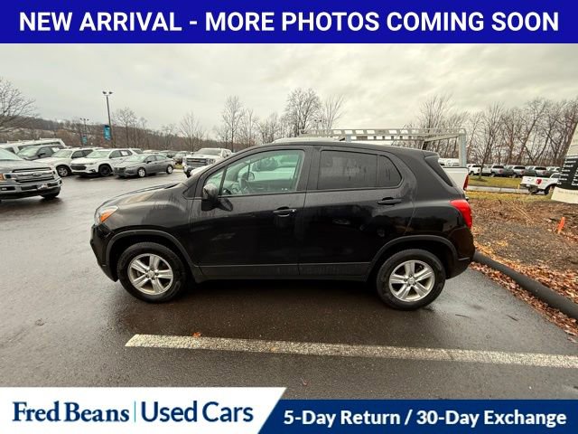 2020 Chevrolet Trax LS photo 4