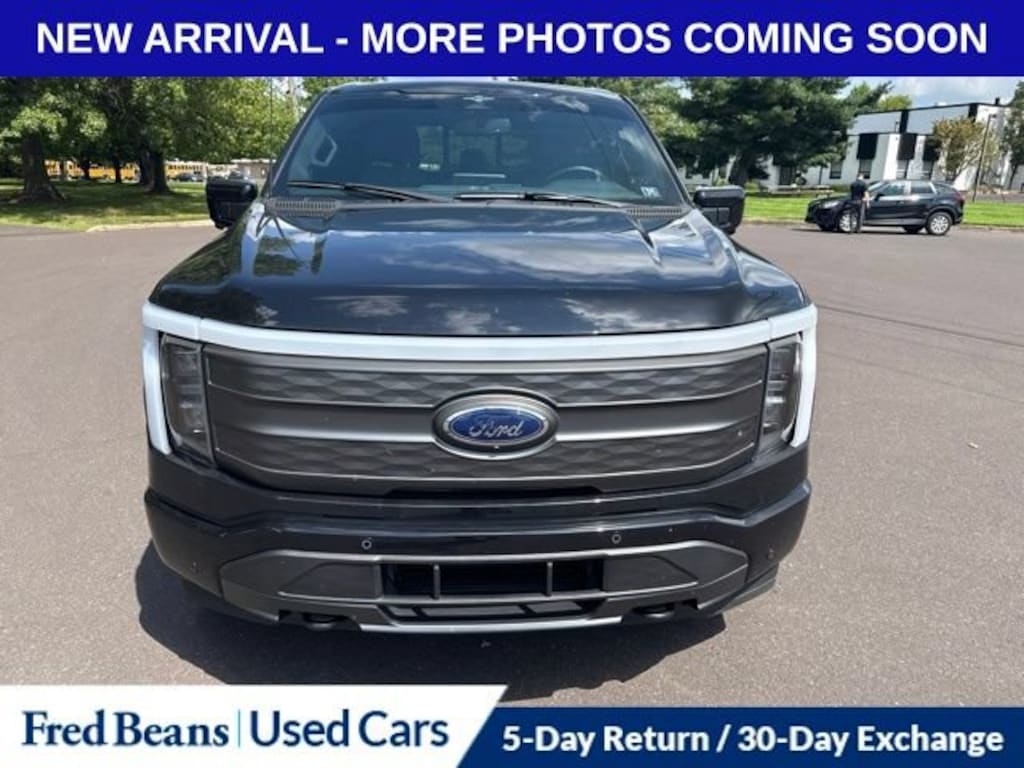 Used 2023 Ford F-150 Lightning Lariat Truck