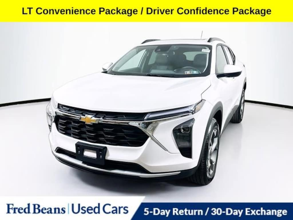 Used 2025 Chevrolet Trax LT SUV