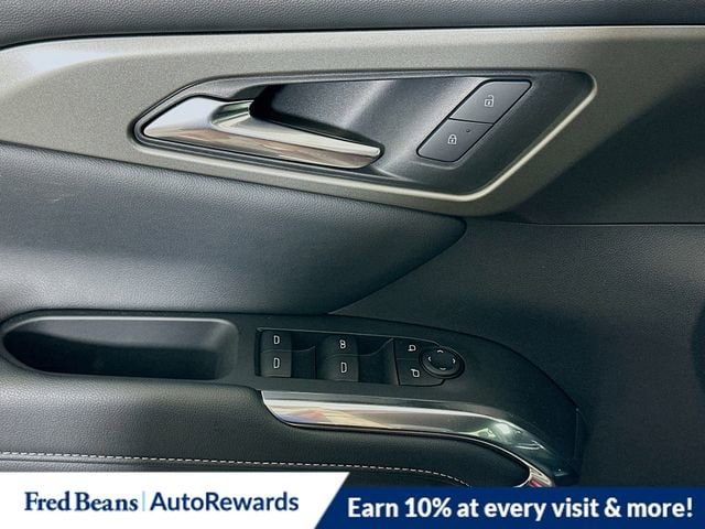 2025 Chevrolet Traverse LT - Photo 17