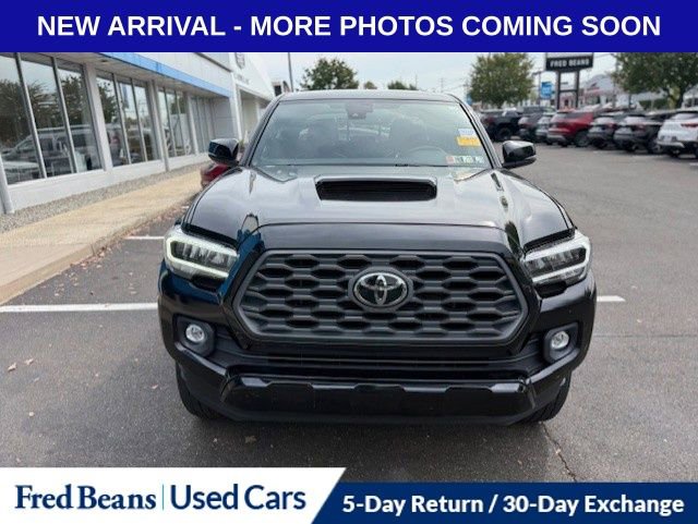 2020 Toyota Tacoma SR5 photo 2