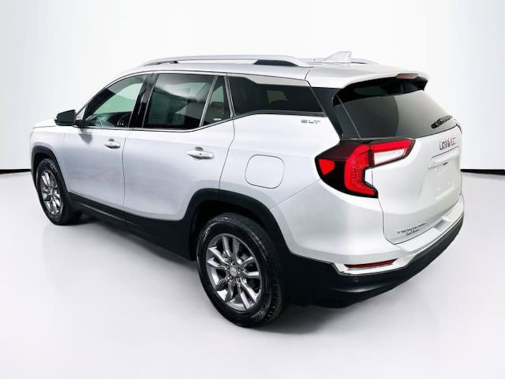 Used 2022 GMC Terrain SLT SUV