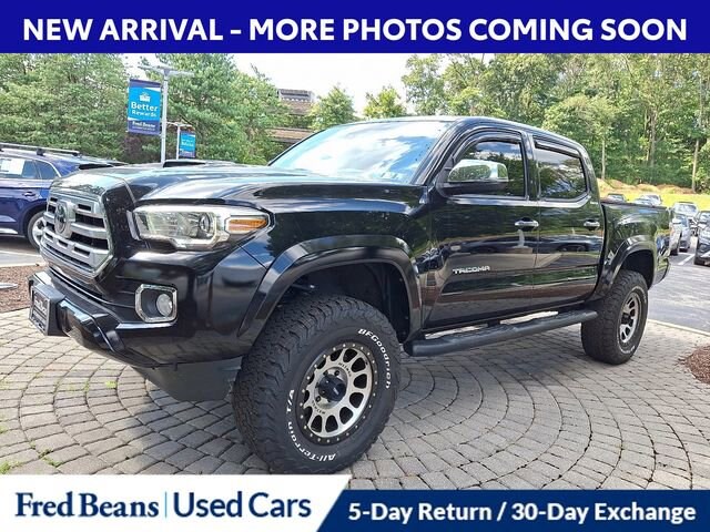 2018 Toyota Tacoma Limited V6 photo 3