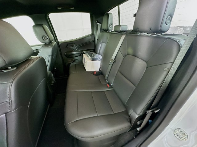 2026 Chevrolet Colorado Trail Boss - Photo 14