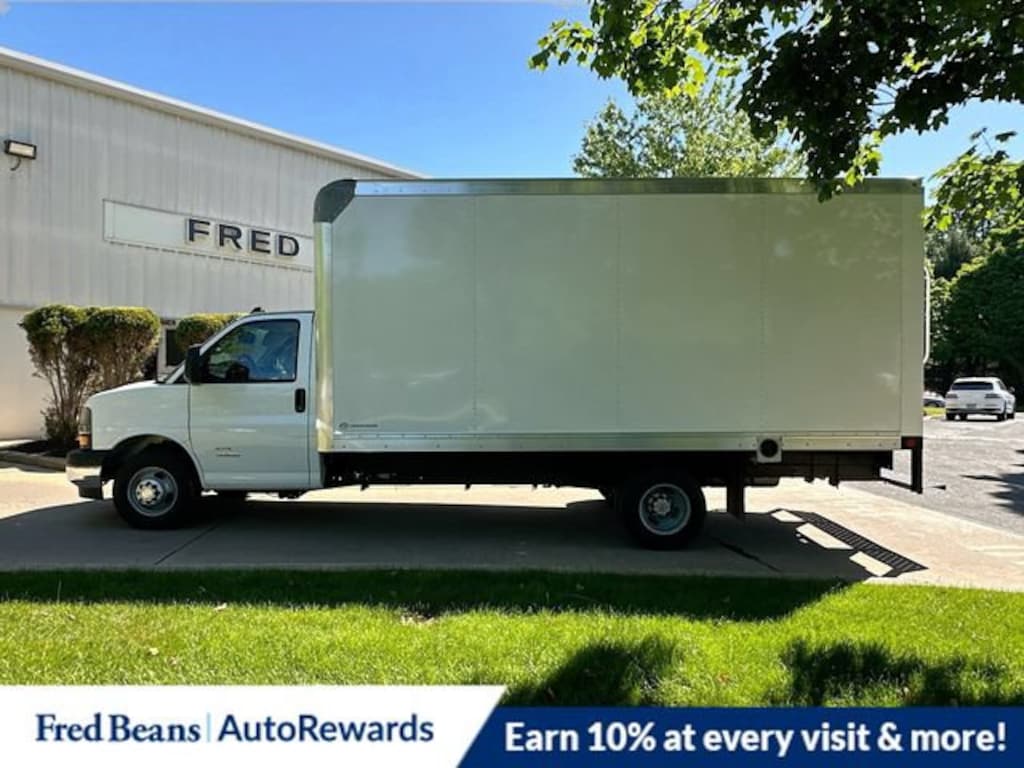 New 2026 Chevrolet Express Cutaway 4500 2WT Cutaway Van