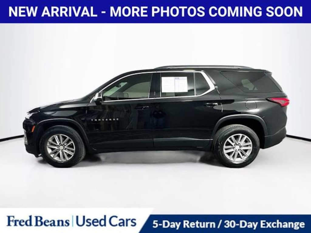 Used 2023 Chevrolet Traverse LT Cloth SUV