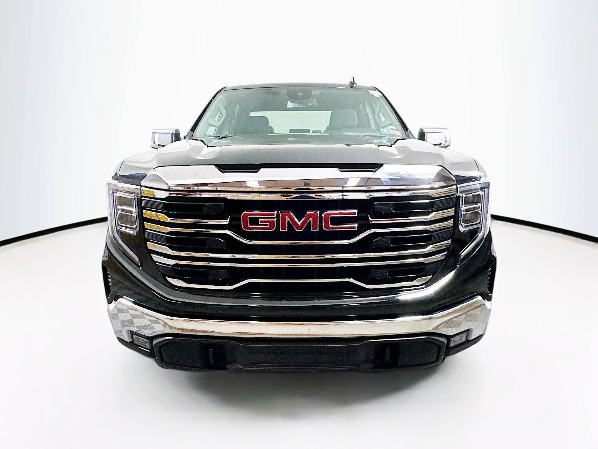 Used 2024 GMC Sierra 1500 SLT with VIN 1GTUUDED5RZ135248 for sale in Doylestown, PA