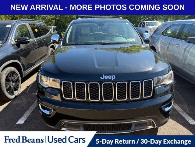 2017 Jeep Grand Cherokee Limited photo 2