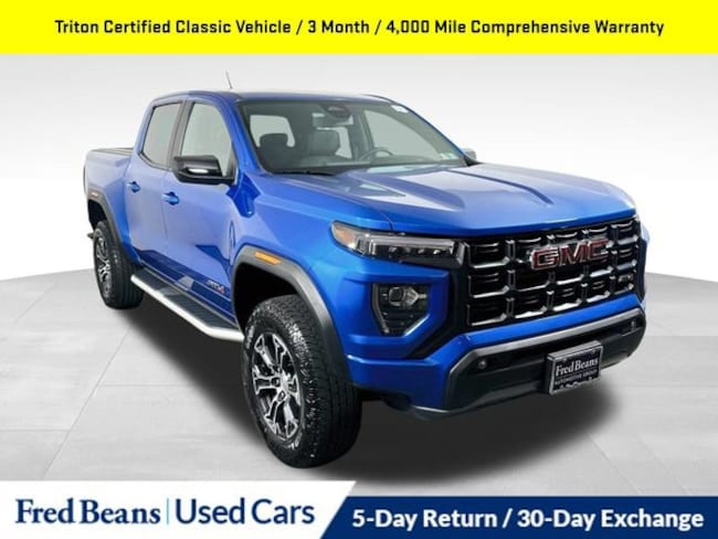 2023 GMC Canyon 4WD AT4 Truck