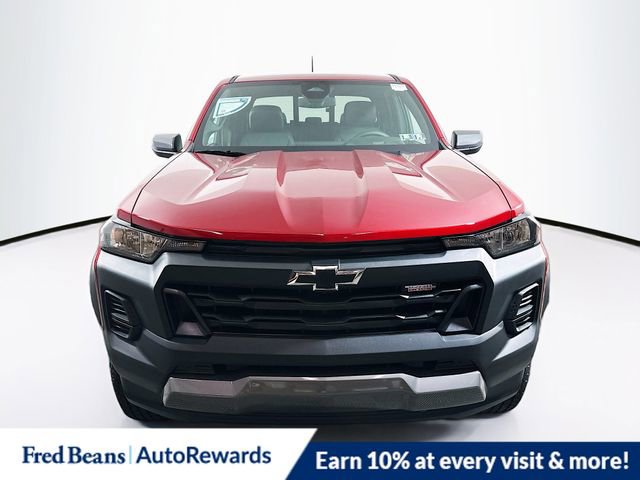 2025 Chevrolet Colorado Trail Boss photo 2