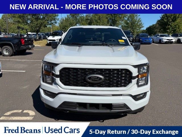 2023 Ford F-150 XL photo 2