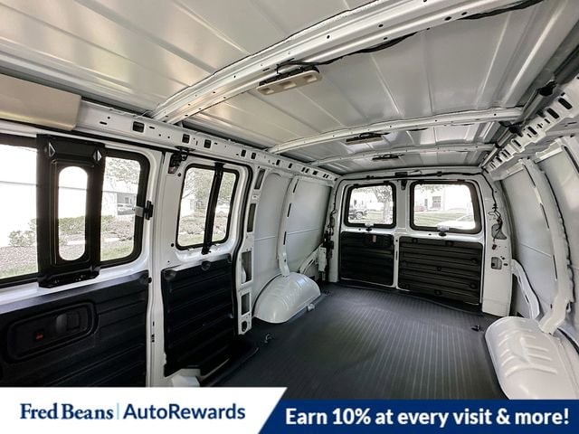 2025 Chevrolet Express Cargo Work Van - Photo 13