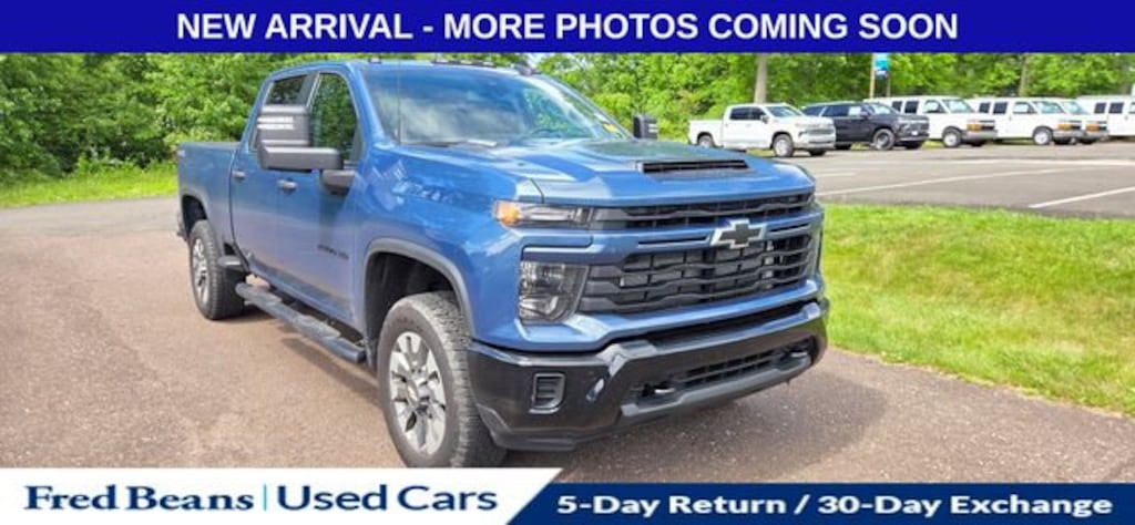 Used 2024 Chevrolet Silverado 2500 HD Custom Truck