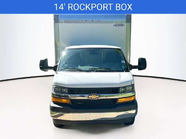 New 2026 Chevrolet Express Cutaway 3500 1WT Cutaway Van