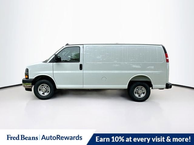 2025 Chevrolet Express Cargo Work Van - Photo 3