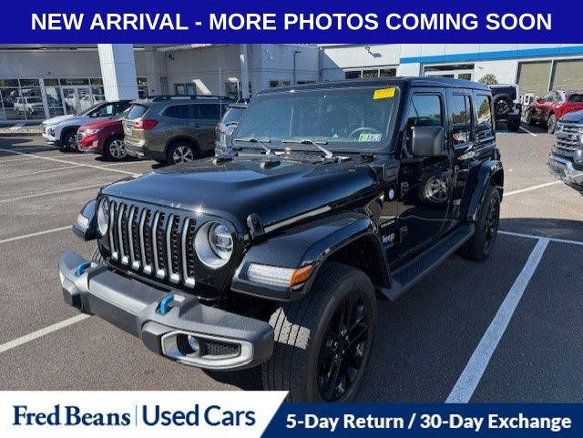 2022 Jeep Wrangler 4xe Unlimited Sahara photo 3