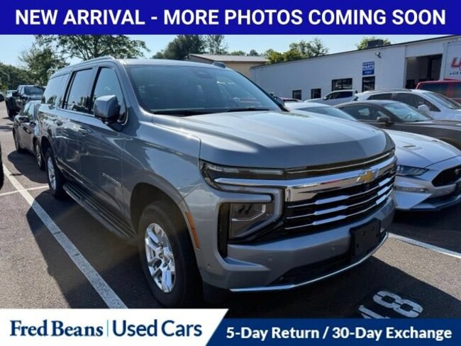 2026 Chevrolet Suburban LT