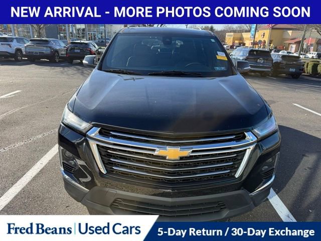 2022 Chevrolet Traverse Leather photo 2