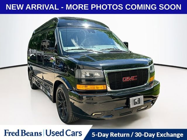 2021 GMC Savana 2500's photo
