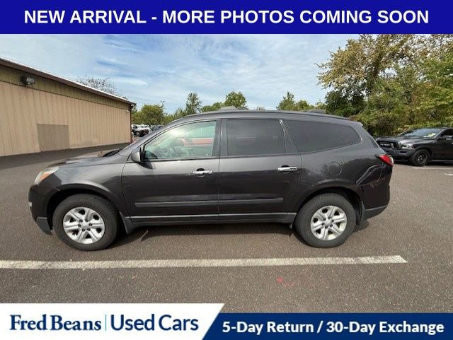 2014 Chevrolet Traverse LS photo 4