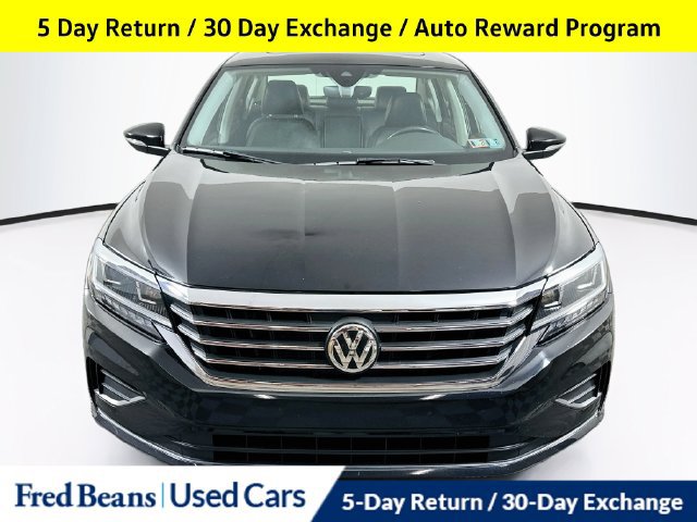 Used 2021 Volkswagen Passat 2.0T SE Sedan