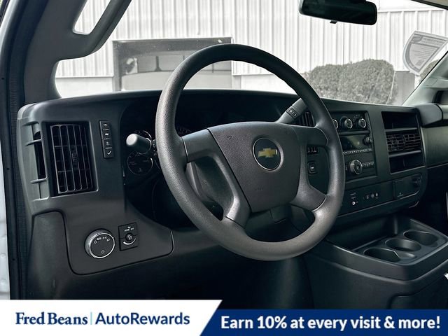 2025 Chevrolet Express Cargo Work Van - Photo 6