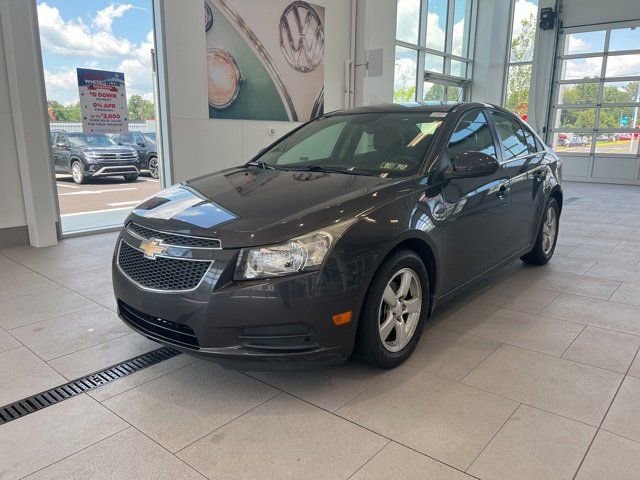 2014 Chevrolet Cruze photo 3