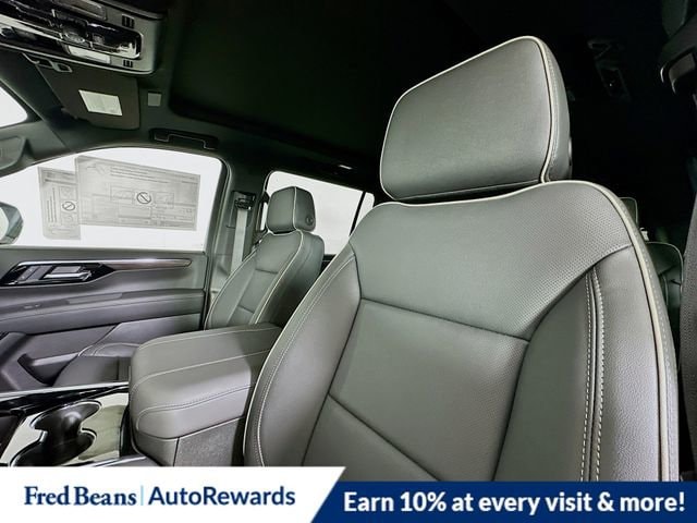 2026 Chevrolet Suburban Premier - Photo 13