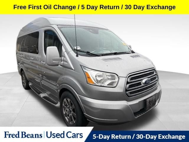 2015 Ford Transit Base's photo