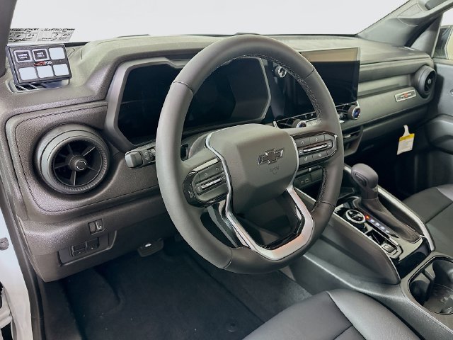 2026 Chevrolet Colorado Trail Boss - Photo 6