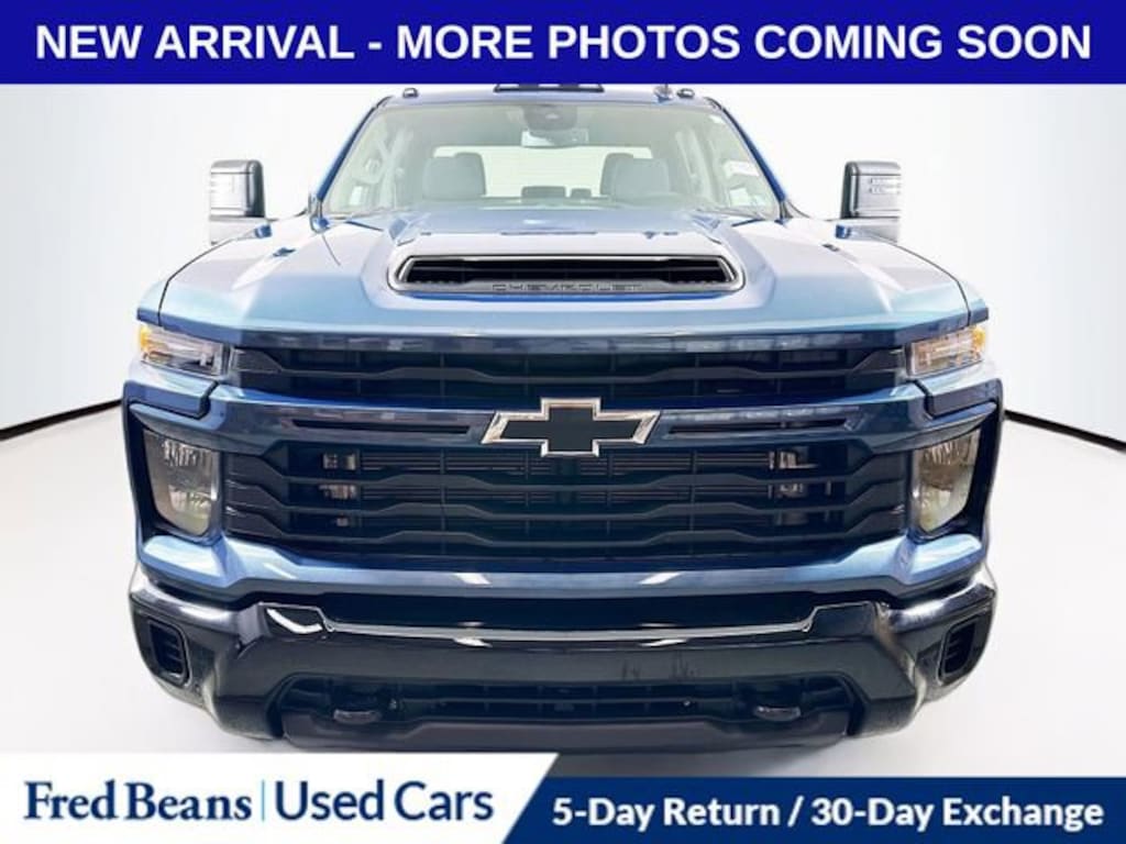 Used 2024 Chevrolet Silverado 2500 HD Custom Truck