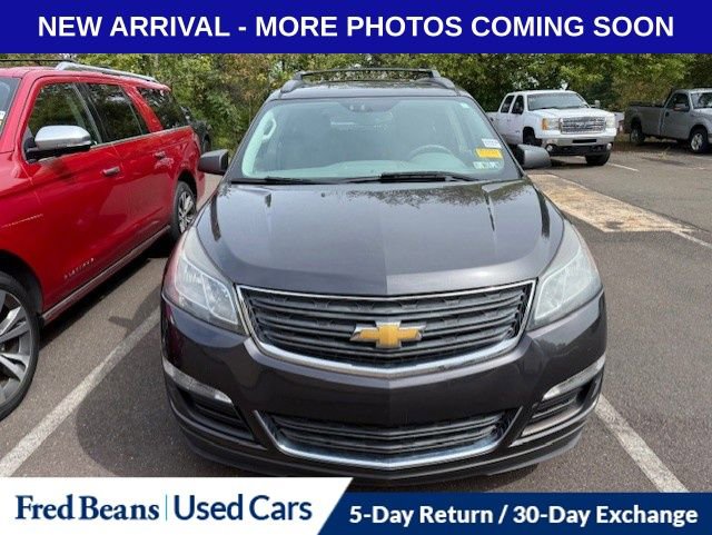 2014 Chevrolet Traverse LS photo 2