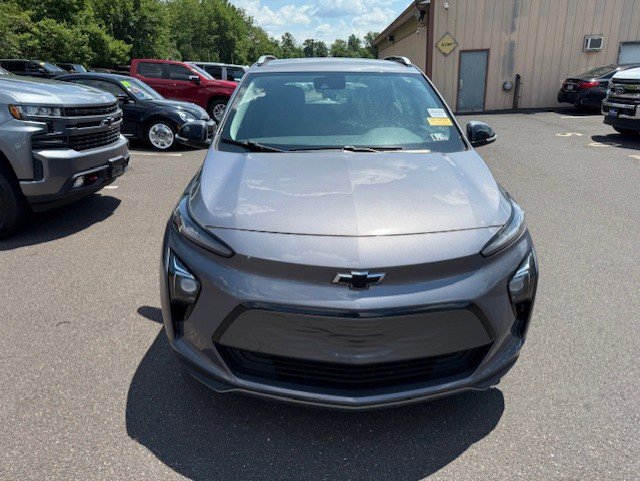 Used 2022 Chevrolet Bolt EUV LT with VIN 1G1FY6S08N4132502 for sale in Doylestown, PA