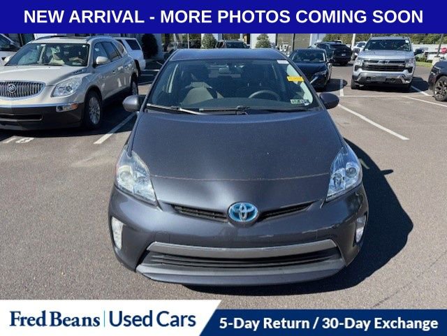 2014 Toyota Prius Plug-in Base photo 2