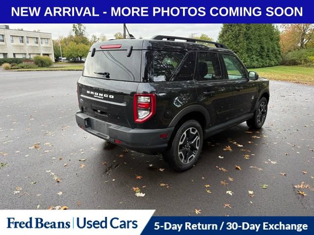 2022 Ford Bronco Sport Outer Banks photo 2