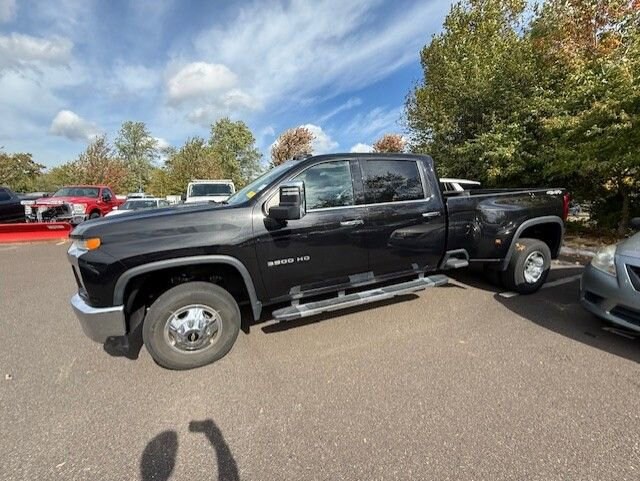2023 Chevrolet Silverado 3500HD LTZ photo 3