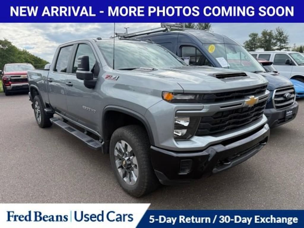 Used 2025 Chevrolet Silverado 2500 HD Custom Truck