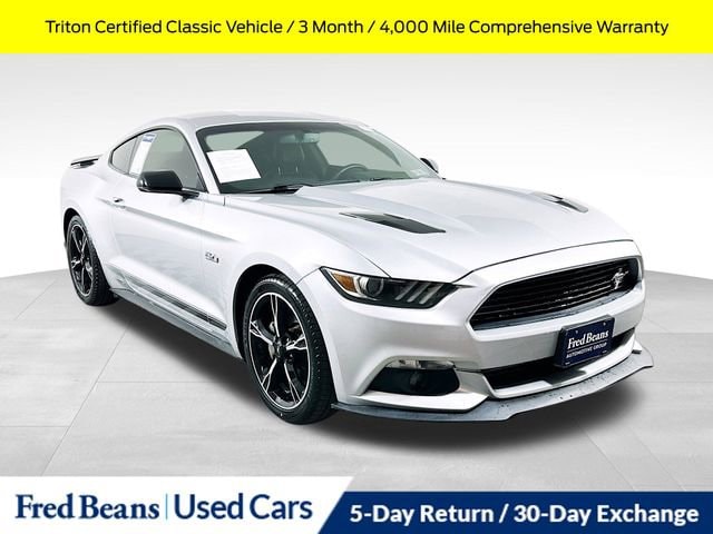 2017 Ford Mustang GT Coupe Premium's photo