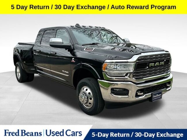 2019 Ram 3500 Limited Mega Cab 4x4 64 Box