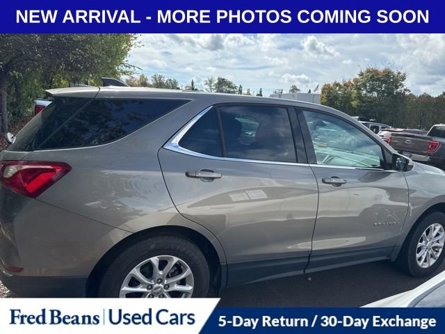 2019 Chevrolet Equinox LT photo 3