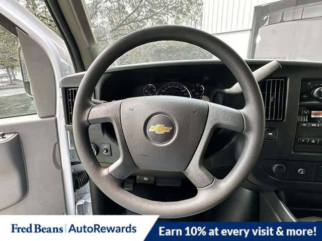 2025 Chevrolet Express Cargo Work Van - Photo 7