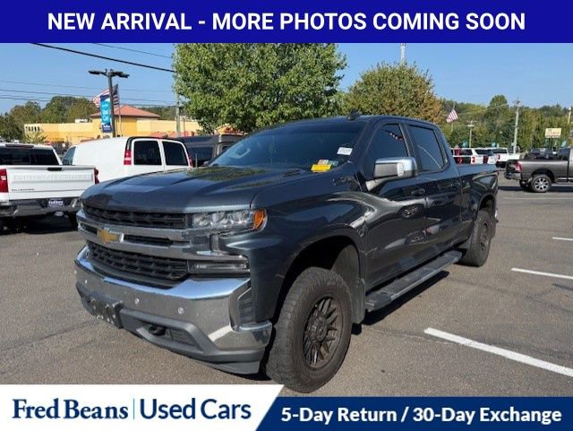 2020 Chevrolet Silverado 1500 LT photo 2