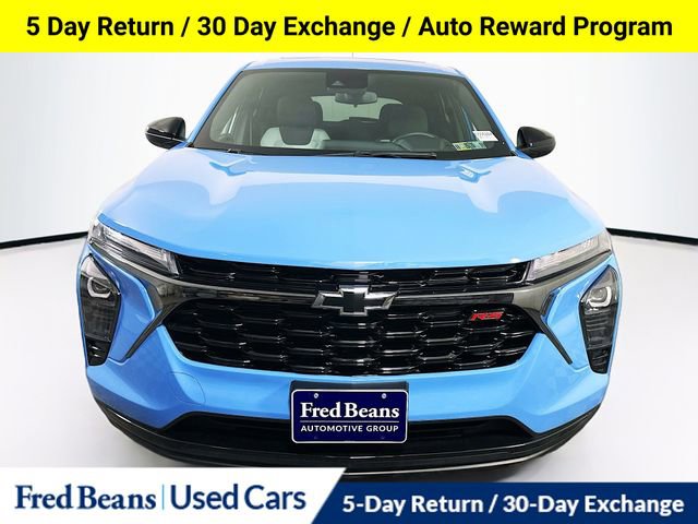 2024 Chevrolet Trax photo 2