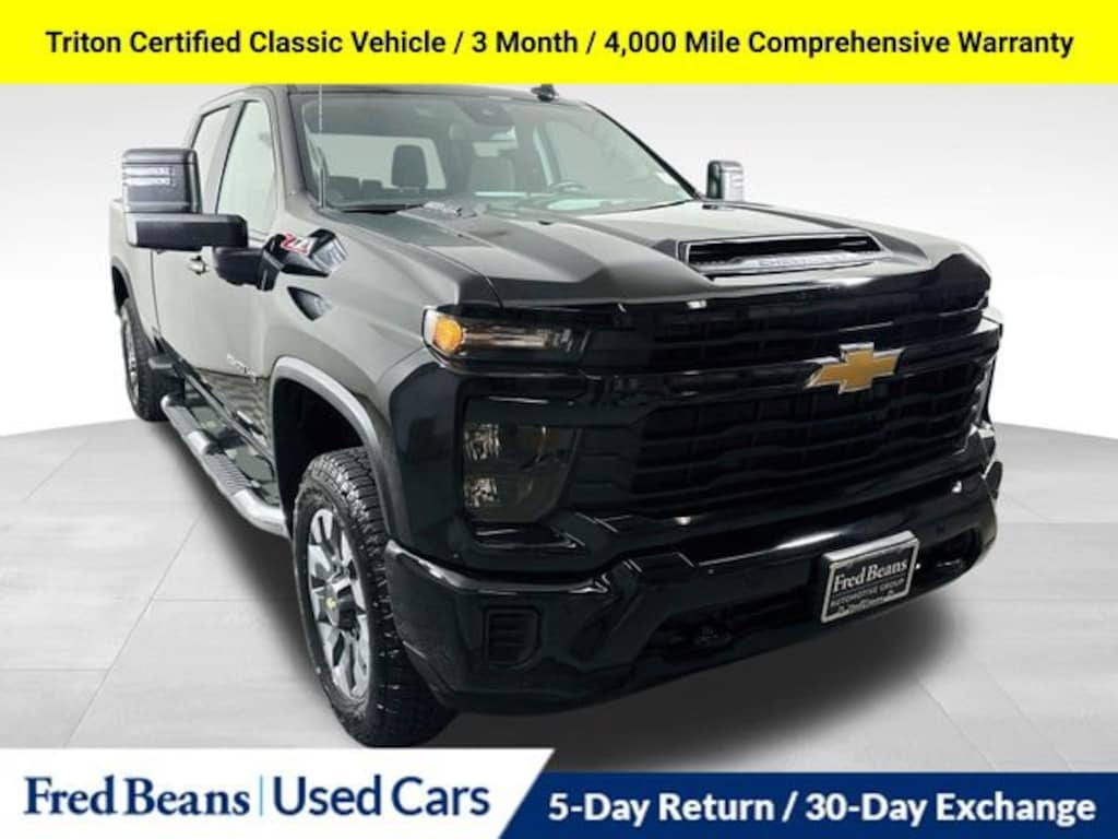 Used 2025 Chevrolet Silverado 2500 HD Custom Truck