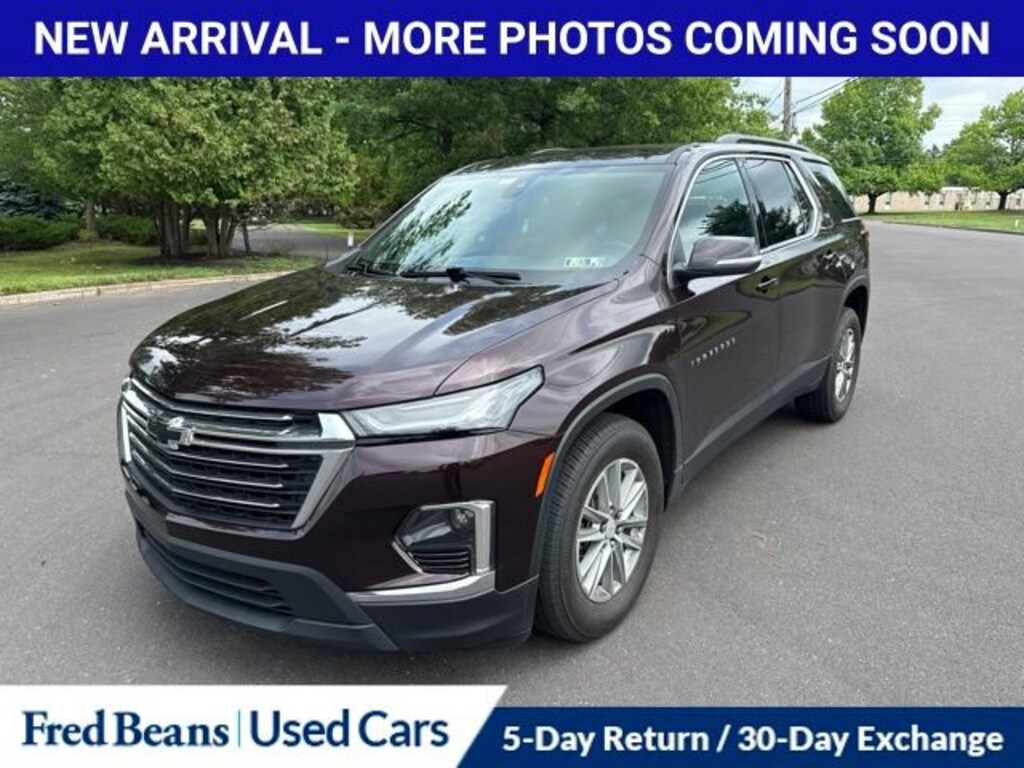 Used 2023 Chevrolet Traverse LT Cloth SUV