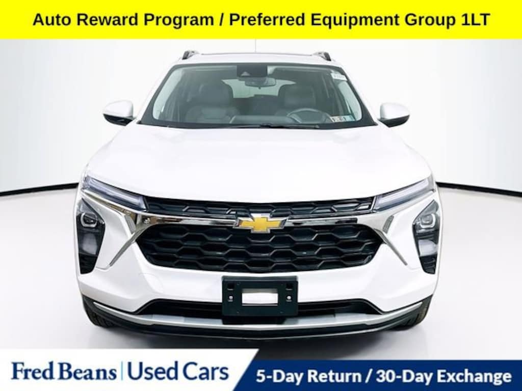 Used 2025 Chevrolet Trax LT SUV